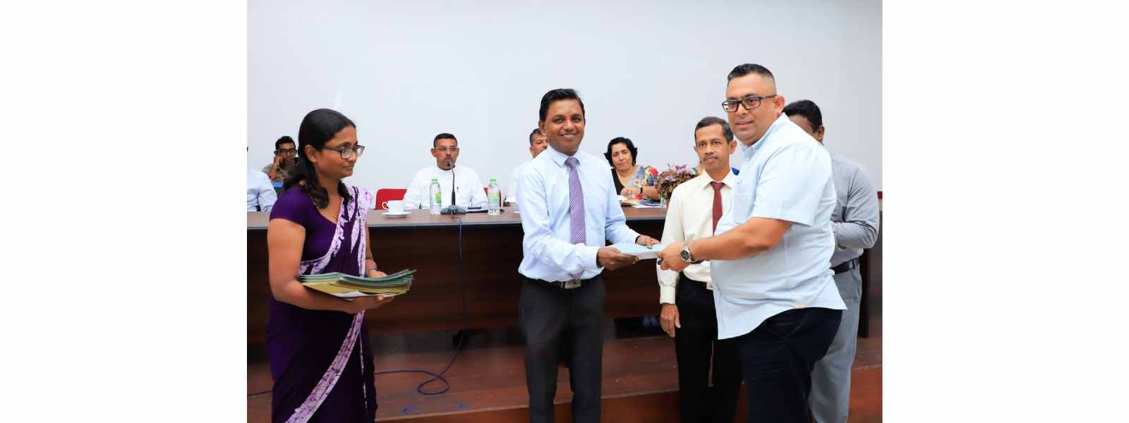 වෙරළ රැකබලා ගන්නා පුද්ගලයන් පත් කිරීමේ වැඩසටහනක්
